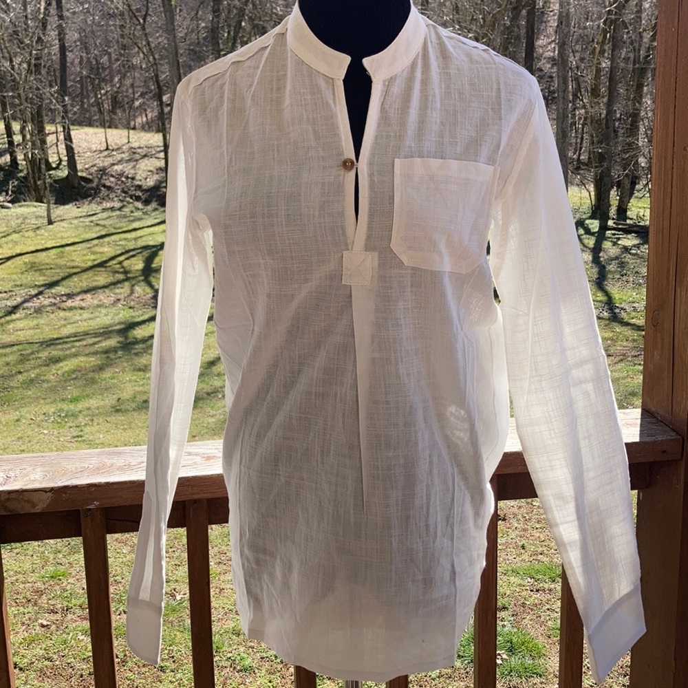 Bearskin NWT white tunic Xavier
